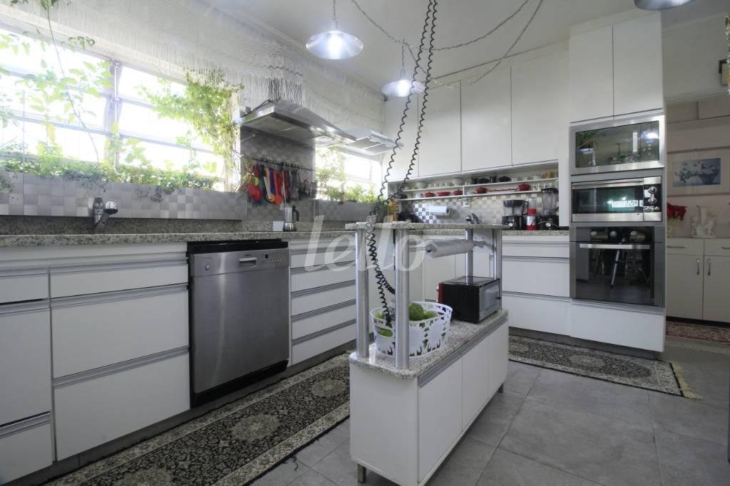 COZINHA de Apartamento à venda, Padrão com 300 m², 4 quartos e 2 vagas em Consolação - São Paulo