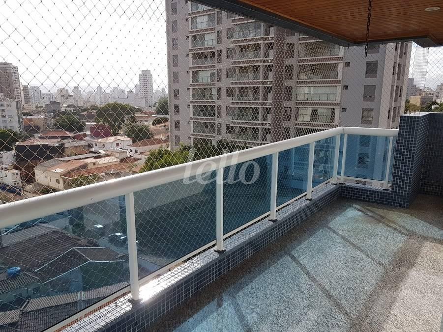 VARANDA de Apartamento à venda, Padrão com 132 m², 3 quartos e 3 vagas em Mirandopolis - São Paulo