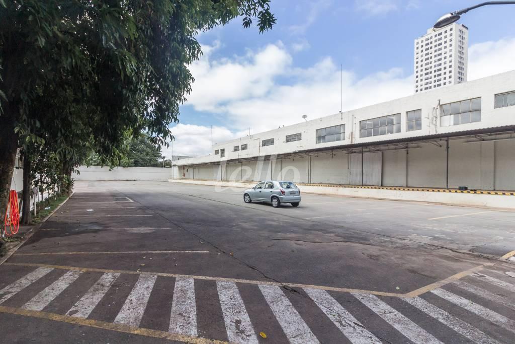 ÁREA EXTERNA de Galpão/Armazém para alugar, Padrão com 14413 m², e 20 vagas em Vila Leopoldina - São Paulo