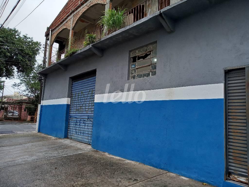 FACHADA de Loja para alugar, Padrão com 60 m², e em Vila Santa Catarina - São Paulo