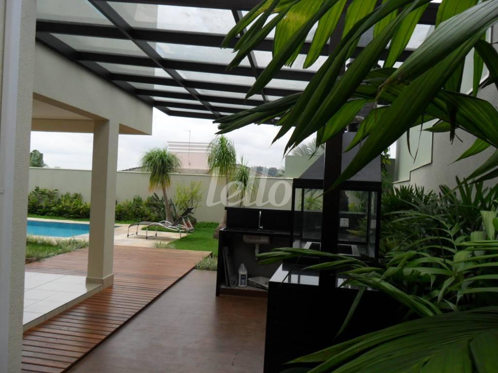 CHURRASQUEIRA de Casa à venda, térrea com 503 m², 4 quartos e 7 vagas em Jardim Mirim - Jundiaí