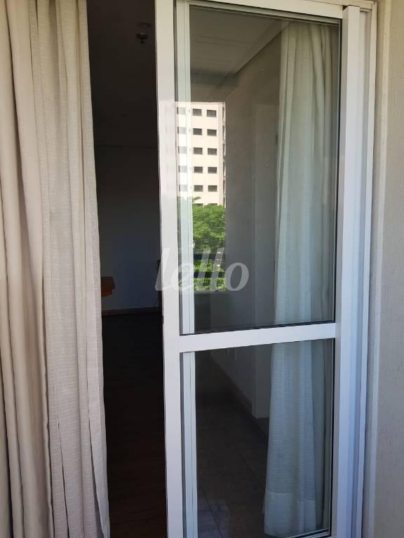 SACADA de Apartamento à venda, Padrão com 40 m², 1 quarto e 1 vaga em Centro - Santo André