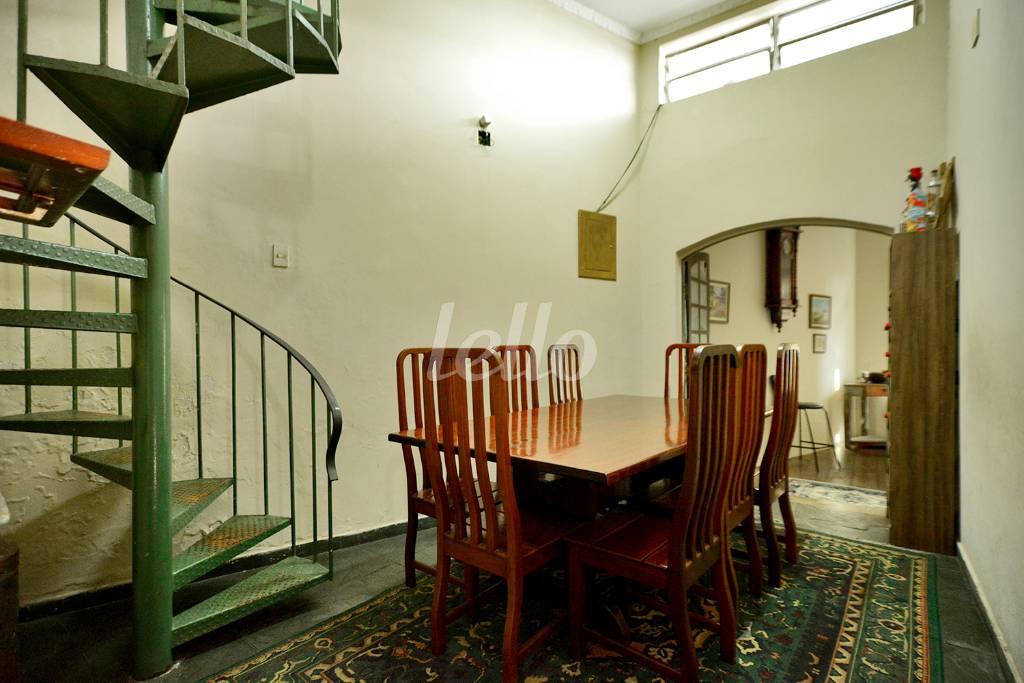SALA DE JANTAR de Casa à venda, sobrado com 200 m², 5 quartos e 7 vagas em Santa Teresinha - Santo André