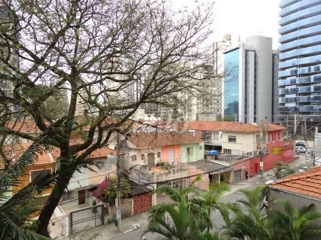 VISTA de Apartamento à venda, Padrão com 76 m², 3 quartos e 1 vaga em Vila Olímpia - São Paulo