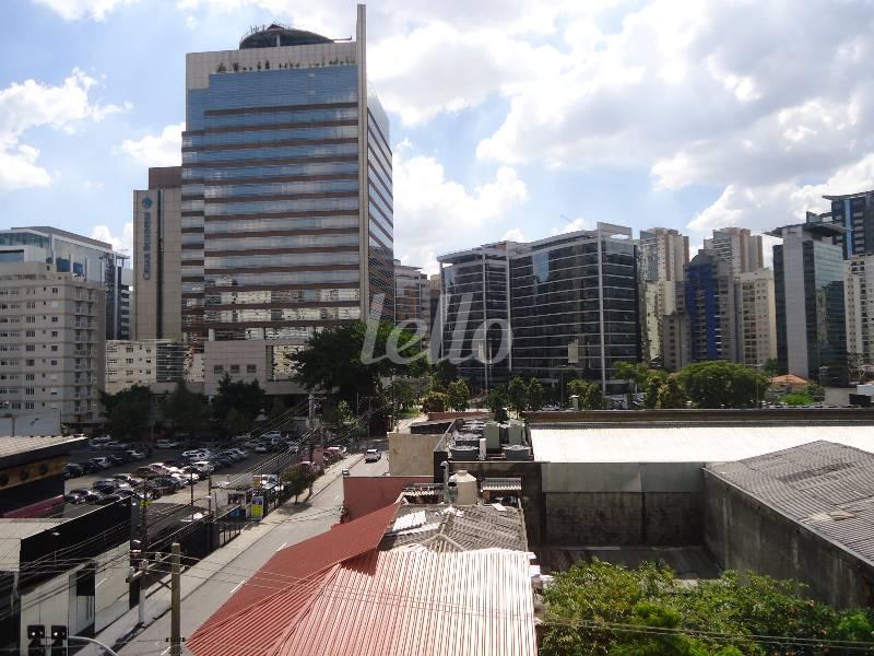 VISTA DO DORMITÓRIO de Apartamento à venda, Padrão com 69 m², 2 quartos e 1 vaga em Vila Olímpia - São Paulo
