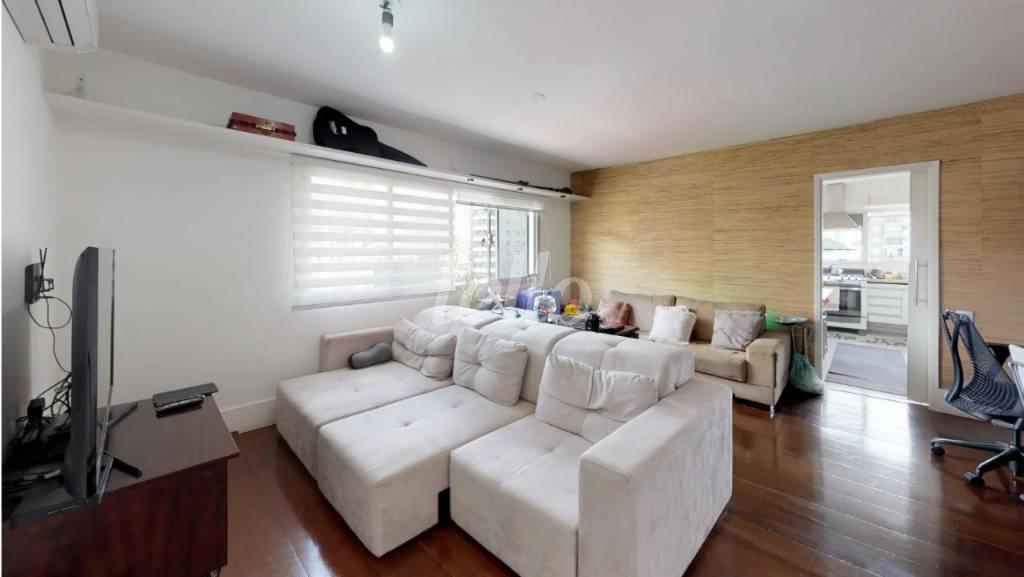 SALA de Apartamento à venda, Padrão com 120 m², 3 quartos e 2 vagas em Vila Clementino - São Paulo