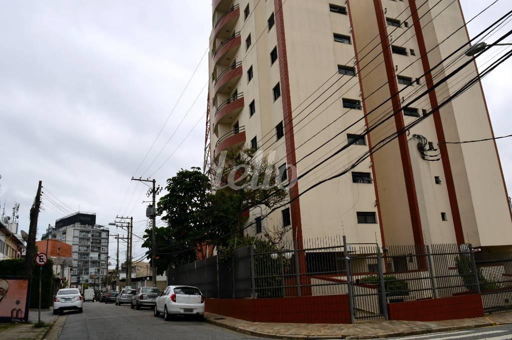 VISTA DA RUA de Área / Terreno à venda, Padrão com 732 m², e em Vila Anglo Brasileira - São Paulo