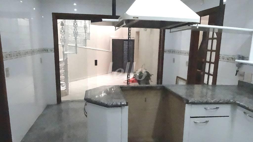 COZINHA de Casa à venda, sobrado com 180 m², 3 quartos e 5 vagas em Água Fria - São Paulo