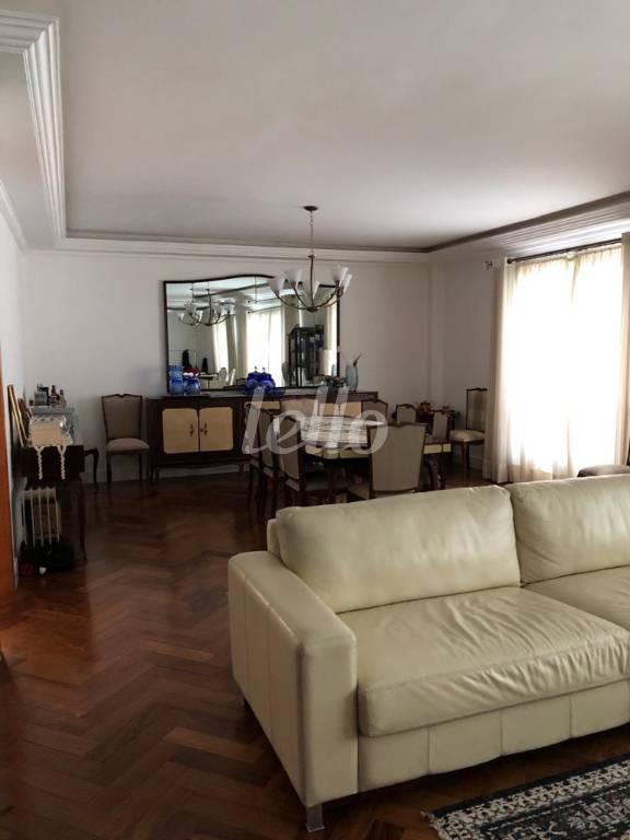 SALA de Apartamento para alugar, Padrão com 326 m², 3 quartos e 2 vagas em Cambuci - São Paulo
