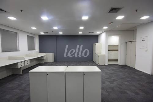 SALA de Sala / Conjunto para alugar, Padrão com 50 m², e 1 vaga em Brooklin Paulista - São Paulo