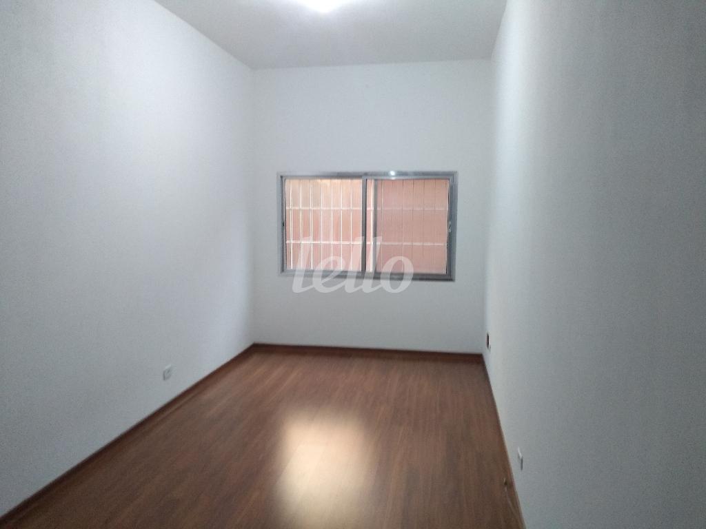 SALA 2 AMBIENTES de Apartamento à venda, Padrão com 44 m², 1 quarto e em Santo Amaro - São Paulo