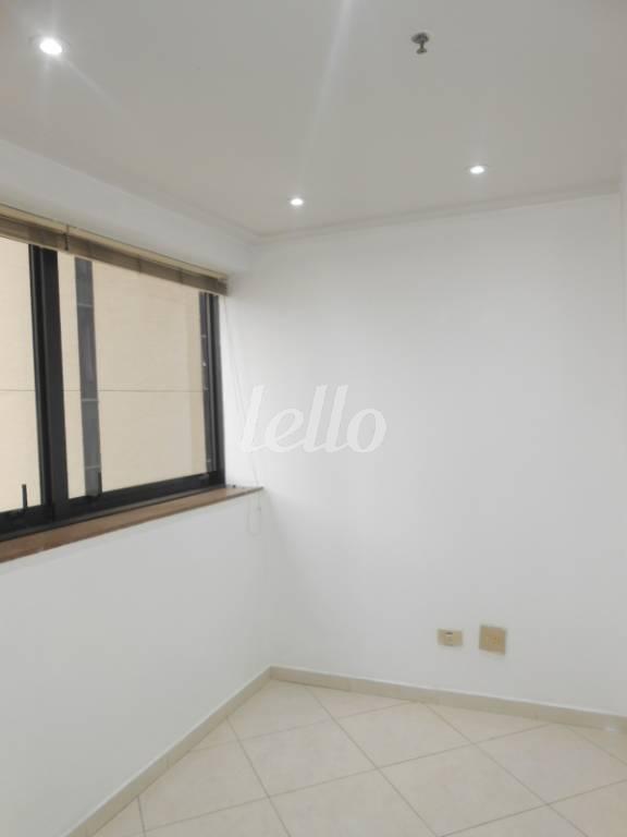 SALA de Sala / Conjunto para alugar, Padrão com 35 m², e 1 vaga em Santa Cecília - São Paulo
