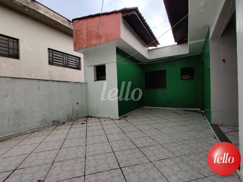 QUINTAL - CASA DE CIMA de Casa à venda, assobradada com 192 m², 5 quartos e 5 vagas em Vila Formosa - São Paulo