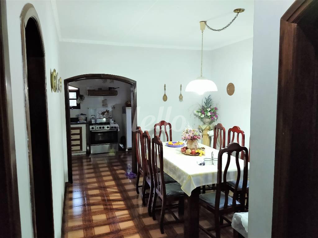 COPA de Casa à venda, sobrado com 363 m², 4 quartos e 2 vagas em Vila Irmãos Arnoni - São Paulo