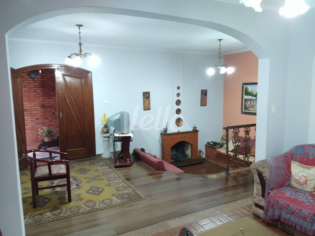 SALA de Casa à venda, sobrado com 363 m², 4 quartos e 2 vagas em Vila Irmãos Arnoni - São Paulo