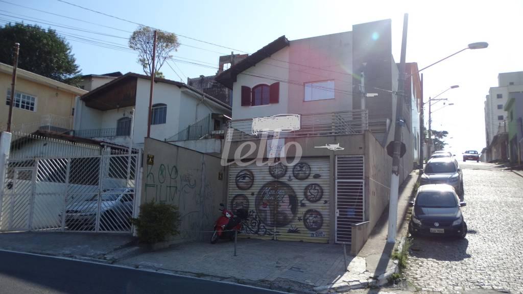 FACHADA de Casa para alugar, sobrado com 180 m², e 2 vagas em Vila Mazzei - São Paulo