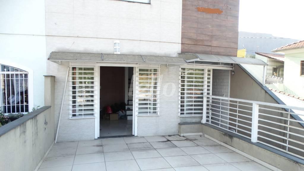 VARANDA de Casa para alugar, sobrado com 180 m², e 2 vagas em Vila Mazzei - São Paulo