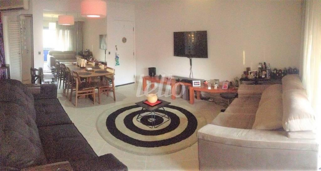 SALA de Apartamento à venda, Padrão com 70 m², 1 quarto e 2 vagas em Vila Olímpia - São Paulo
