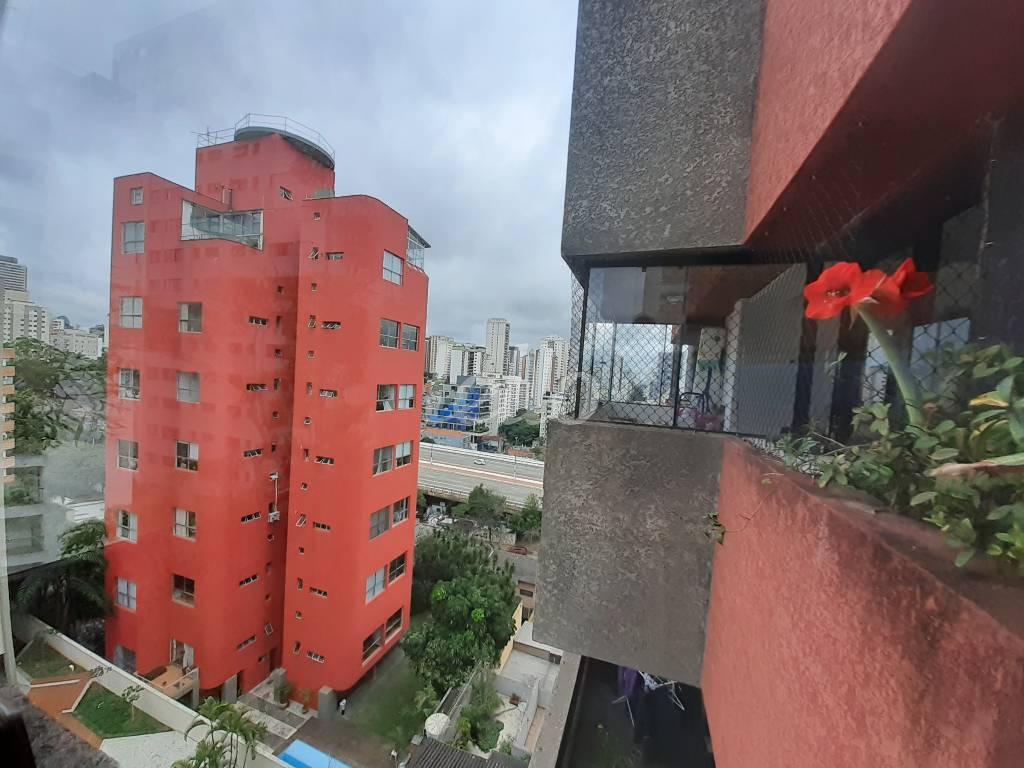 VISTA EXTERNA de Apartamento à venda, cobertura - Padrão com 166 m², 4 quartos e 3 vagas em Pinheiros - São Paulo