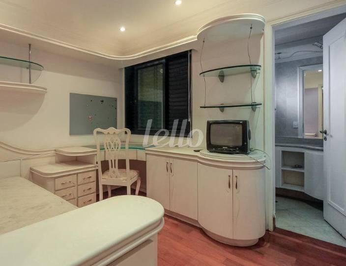 SUÍTE 1 de Apartamento à venda, Padrão com 193 m², 4 quartos e 5 vagas em Vila Gomes Cardim - São Paulo