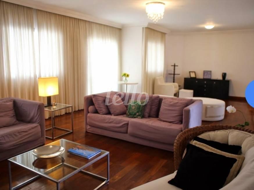 SALA de Apartamento à venda, Padrão com 189 m², 3 quartos e 2 vagas em Tatuapé - São Paulo