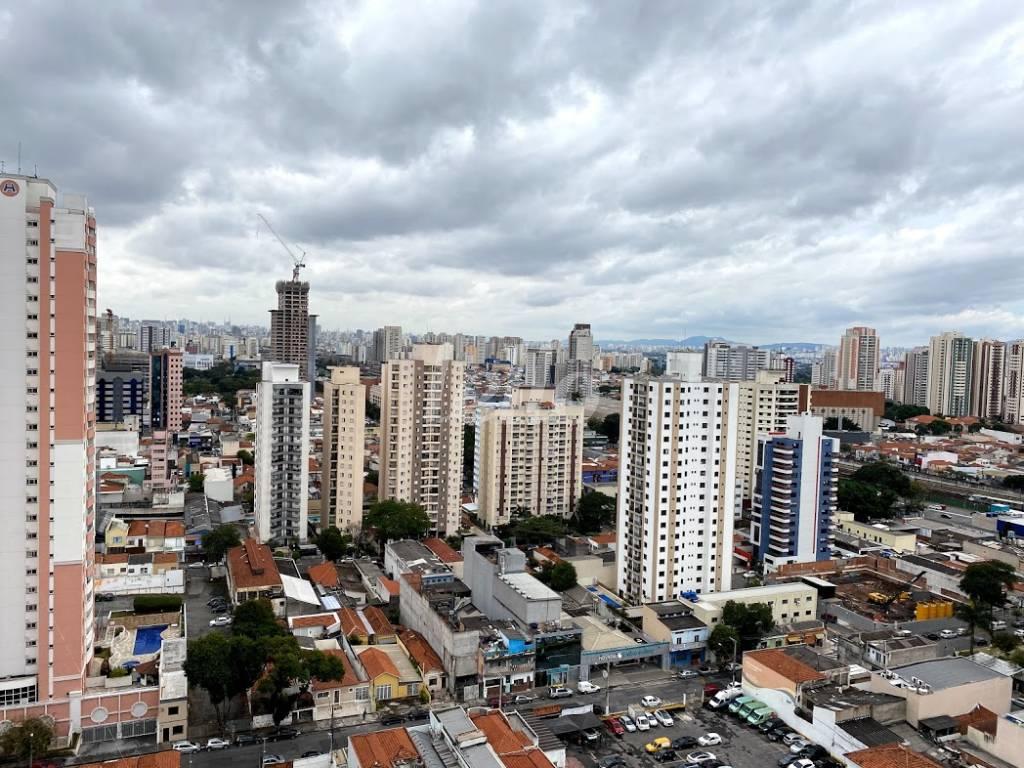 VISTA DA SACADA de Apartamento à venda, Padrão com 72 m², 3 quartos e 2 vagas em Tatuapé - São Paulo