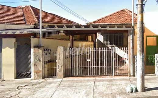 FACHADA de Casa à venda, térrea com 250 m², 3 quartos e 1 vaga em Carandiru - São Paulo