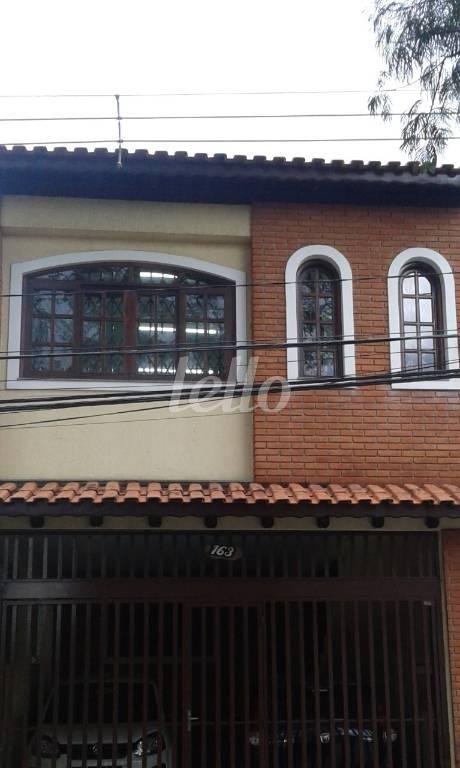 FACHADA de Casa à venda, sobrado com 250 m², 3 quartos e 2 vagas em Vila Mazzei - São Paulo