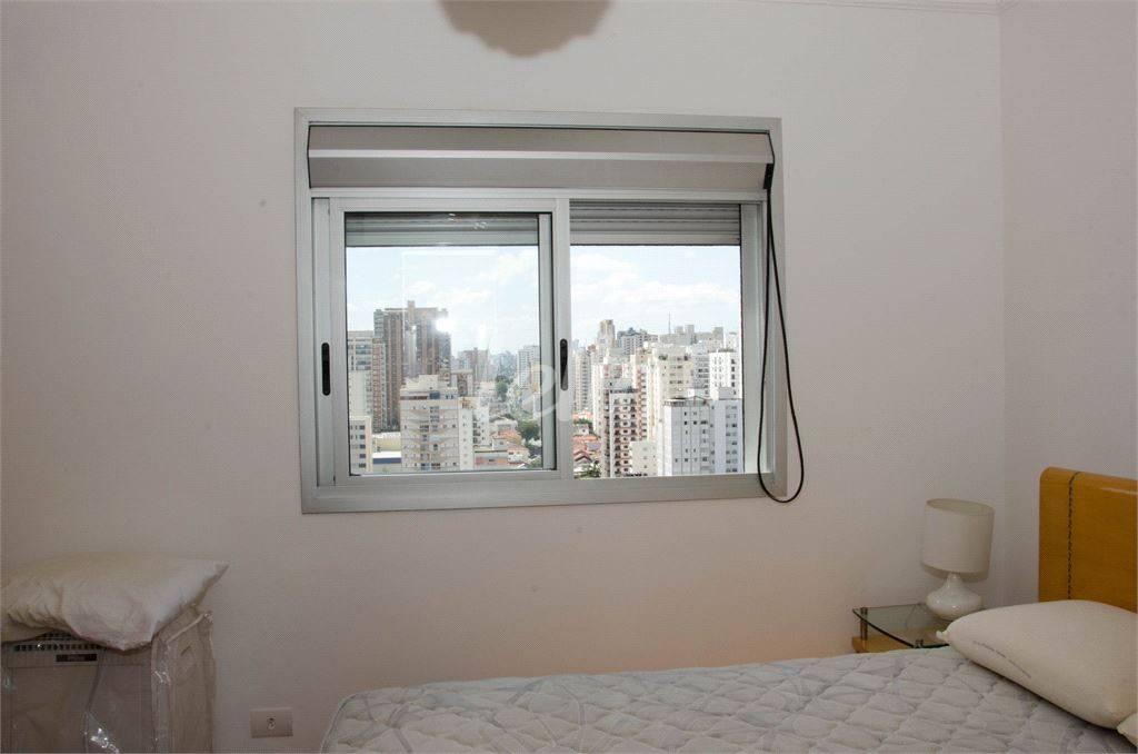 DORMITÓRIO de Apartamento à venda, Padrão com 76 m², 3 quartos e 2 vagas em Vila Pompeia - São Paulo