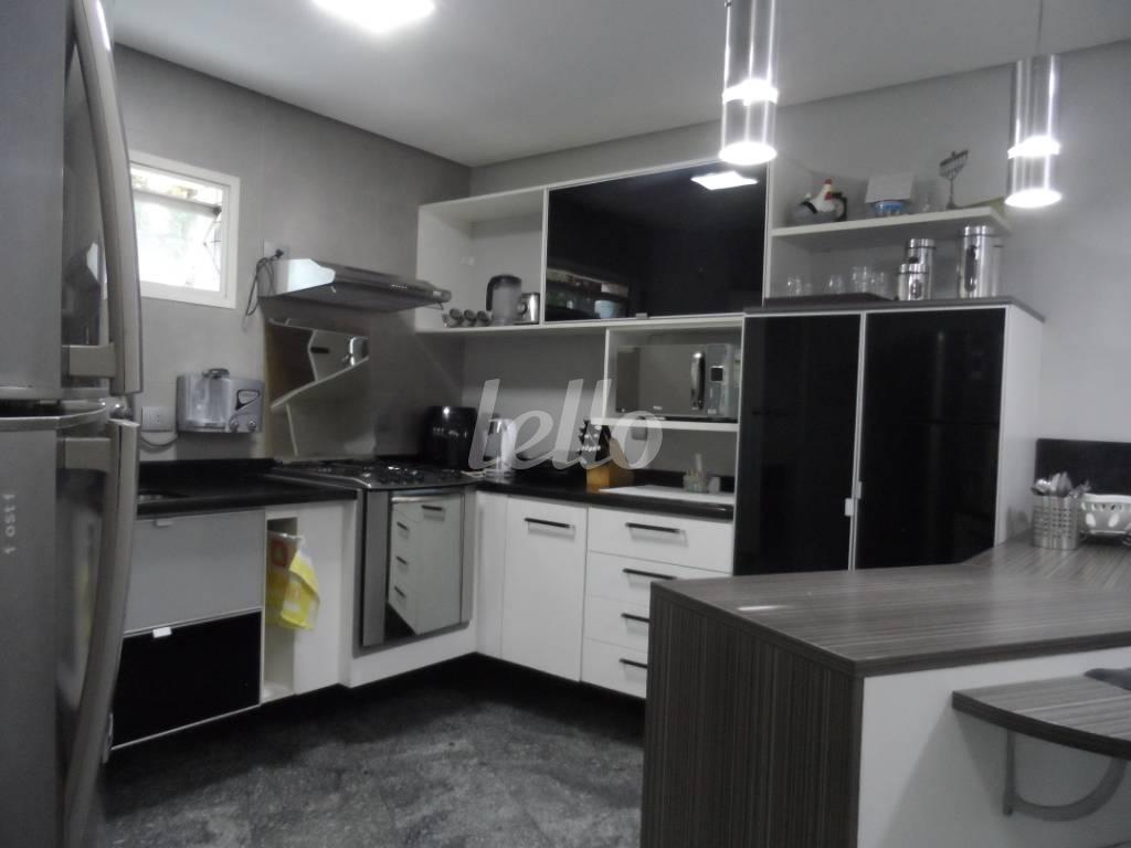 COZINHA de Apartamento à venda, Padrão com 160 m², 3 quartos e 2 vagas em Santana - São Paulo