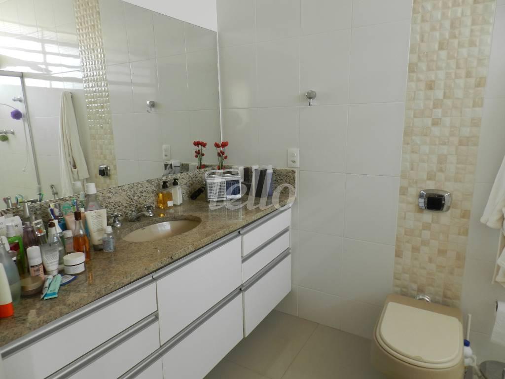 WC de Casa à venda, sobrado com 230 m², 3 quartos e 6 vagas em Jardim Morumbi - Jundiaí