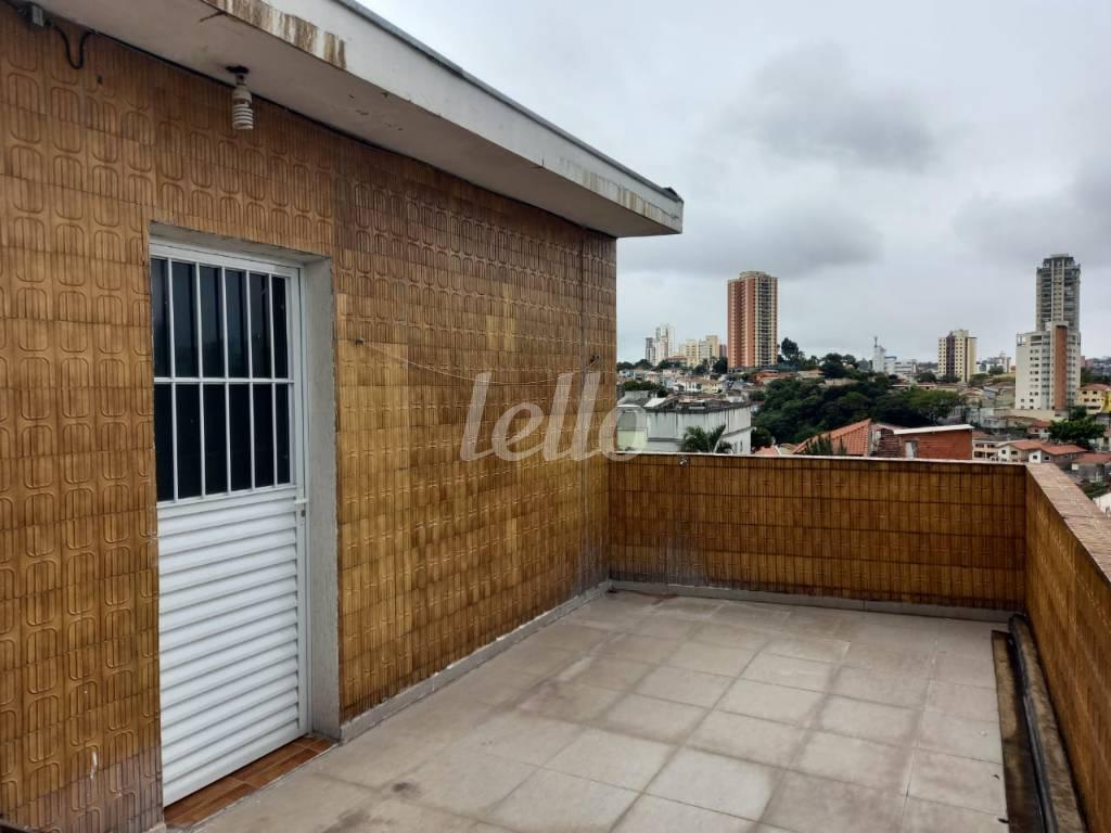 CASA PRINCIPAL (16) de Casa à venda, sobrado com 250 m², 7 quartos e 2 vagas em Vila Guaca - São Paulo