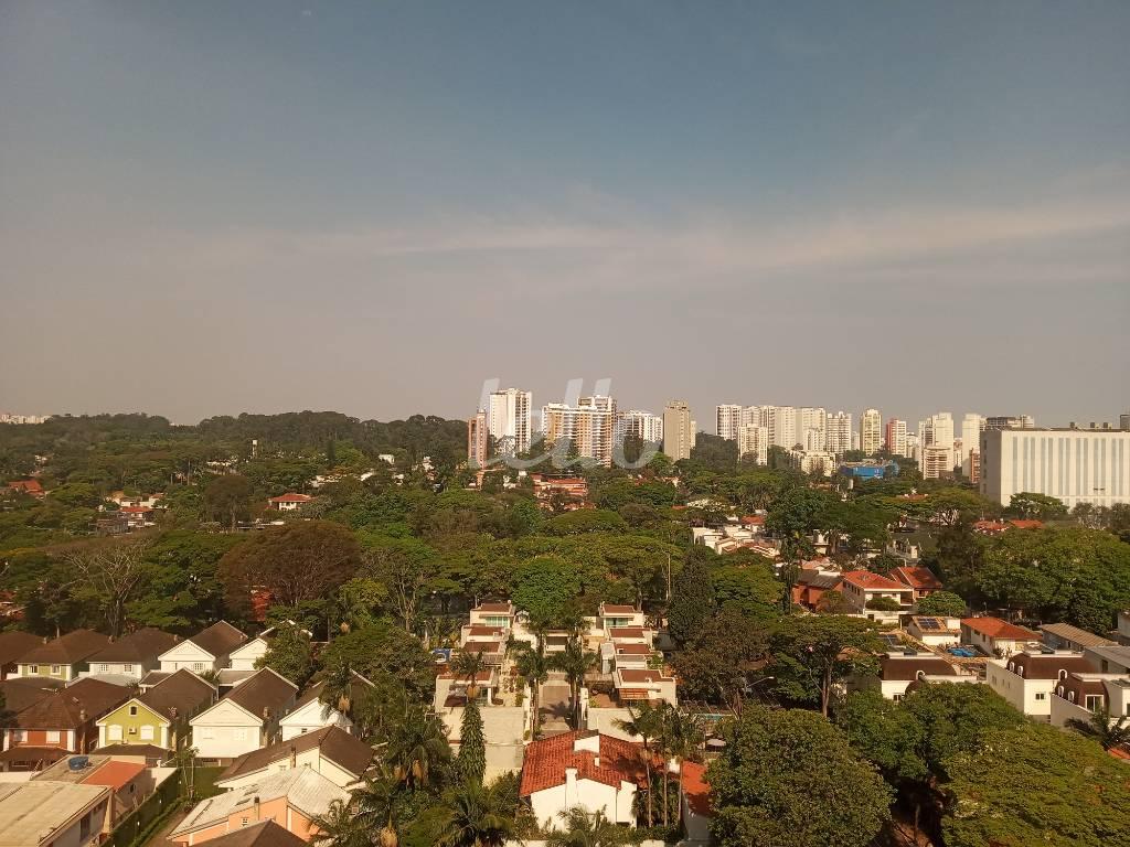 VISTA DA SALA DE JANTAR de Apartamento à venda, Padrão com 187 m², 3 quartos e 2 vagas em Santo Amaro - São Paulo