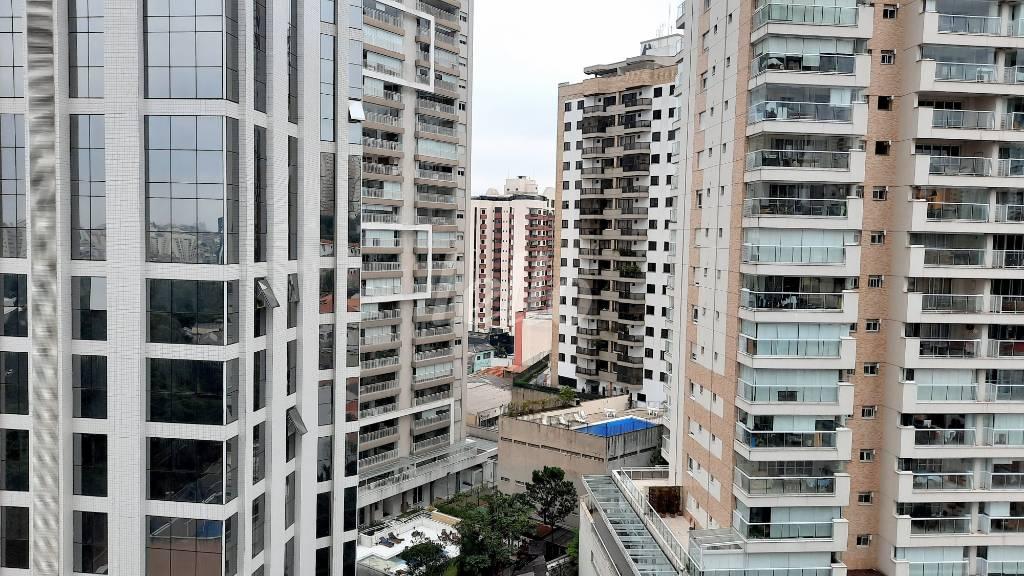 VISTA SUÍTE de Apartamento à venda, Padrão com 187 m², 4 quartos e 3 vagas em Vila Regente Feijó - São Paulo