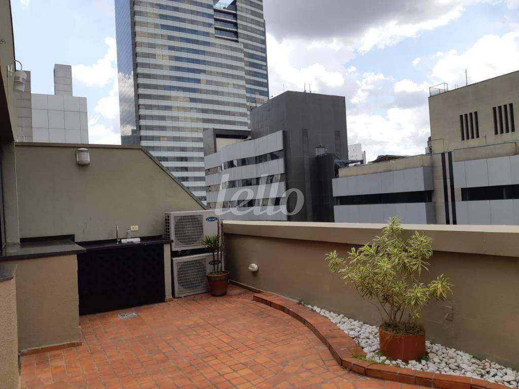 SACADA de Sala / Conjunto à venda, Padrão com 87 m², e 2 vagas em Brooklin Paulista - São Paulo