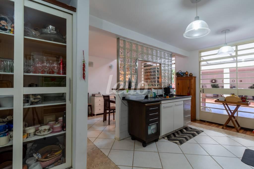 COZINHA de Casa à venda, sobrado com 220 m², 4 quartos e 2 vagas em Brooklin Paulista - São Paulo