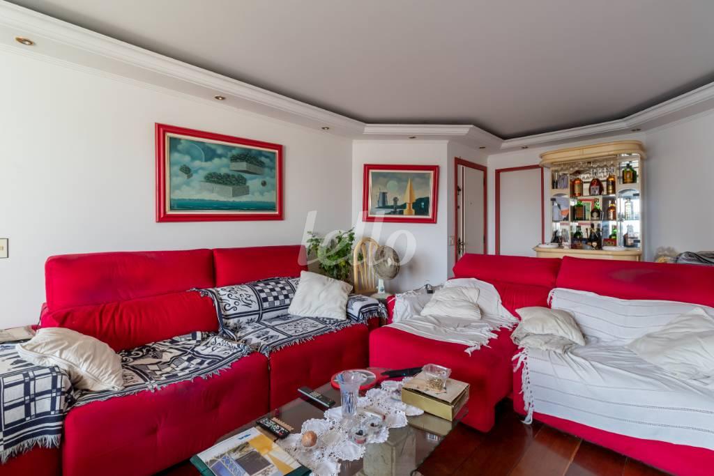 SALA DOIS AMBIENTES de Apartamento à venda, Padrão com 149 m², 3 quartos e 2 vagas em Cidade Monções - São Paulo