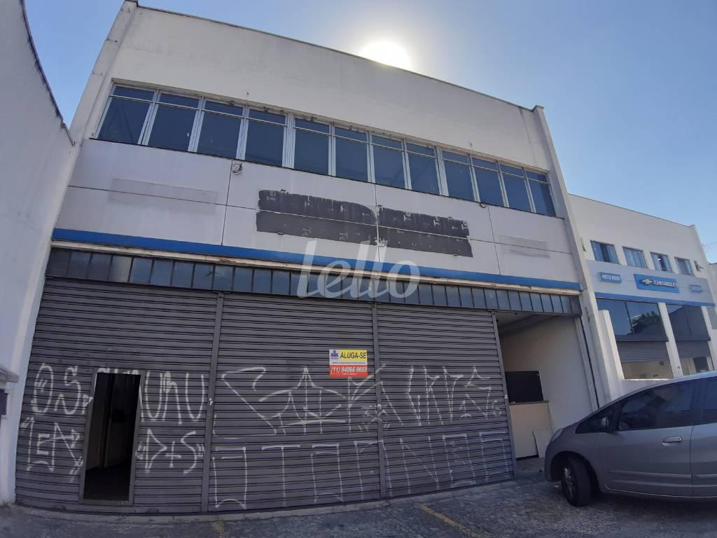 16-FACHADA de Galpão/Armazém para alugar, Padrão com 700 m², e 4 vagas em Vila Pires - Santo André
