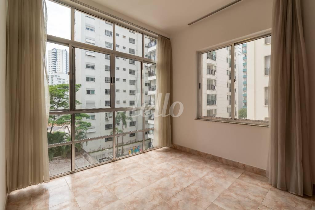 SALA de Apartamento à venda, Padrão com 218 m², 3 quartos e 1 vaga em Bela Vista - São Paulo