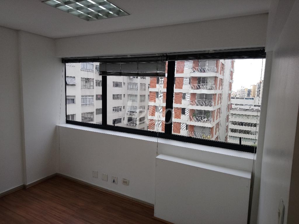 SALA 2 de Sala / Conjunto para alugar, Padrão com 45 m², e 1 vaga em Consolação - São Paulo