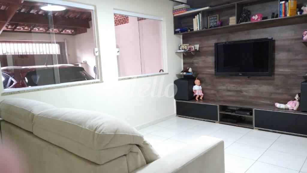 SALA DOIS AMBIENTES de Casa à venda, térrea com 190 m², 3 quartos e 2 vagas em Mooca - São Paulo