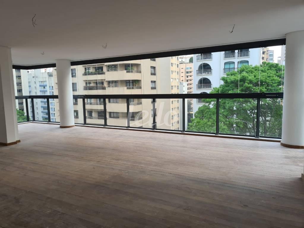SALA de Apartamento à venda, Padrão com 205 m², 3 quartos e 4 vagas em Jardim Paulista - São Paulo