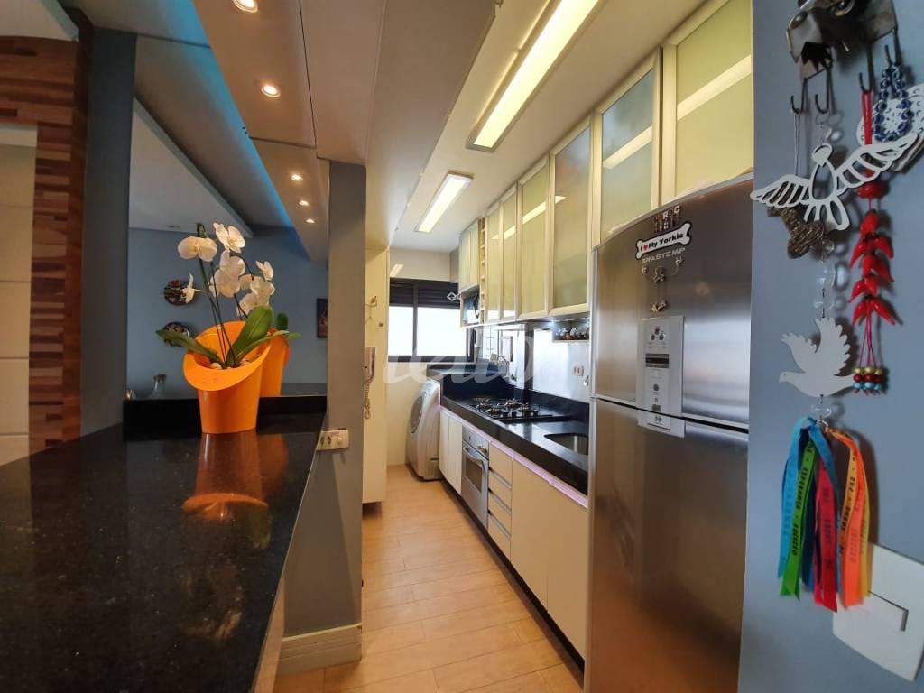 COZINHA de Apartamento à venda, Padrão com 44 m², 1 quarto e 1 vaga em Indianópolis - São Paulo