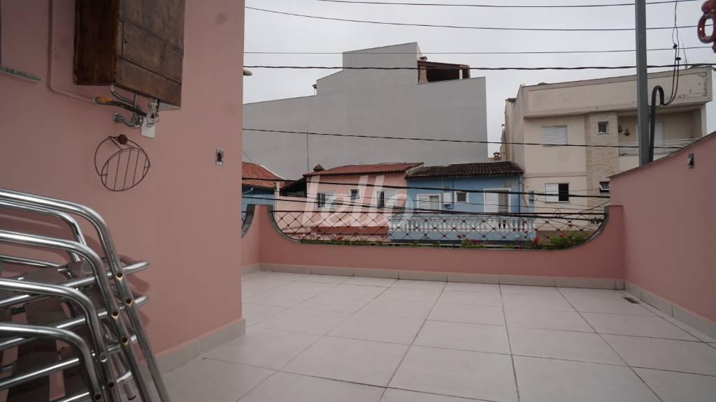 VARANDA SUÍTE 1 de Casa à venda, sobrado com 217 m², 5 quartos e 3 vagas em Vila Metalúrgica - Santo André