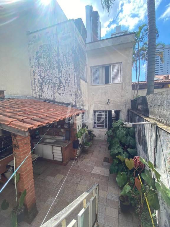 QUINTAL de Casa à venda, sobrado com 230 m², 3 quartos e 2 vagas em Tatuapé - São Paulo