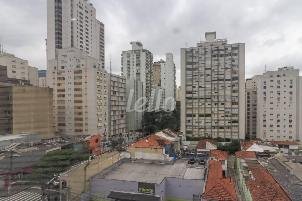 VISTA de Sala / Conjunto à venda, Padrão com 46 m², e 2 vagas em Jardim Paulista - São Paulo