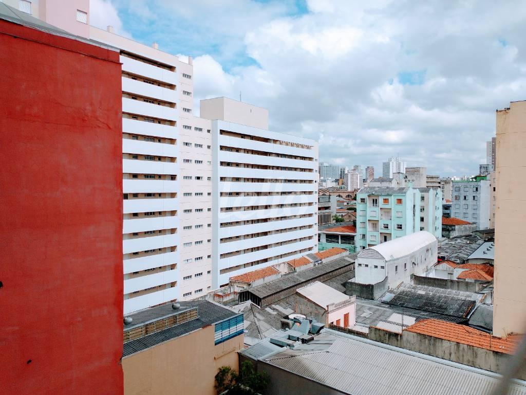 VISTA VARANDA de Apartamento à venda, Padrão com 32 m², 1 quarto e em Brás - São Paulo