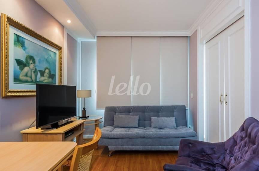 SALA de Apartamento à venda, Flat com 30 m², 1 quarto e 1 vaga em Jardim Paulista - São Paulo