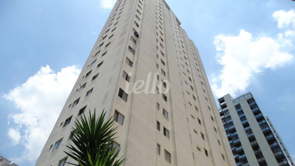 FACHADA de Apartamento à venda, Padrão com 60 m², 2 quartos e 1 vaga em Vila Guilherme - São Paulo