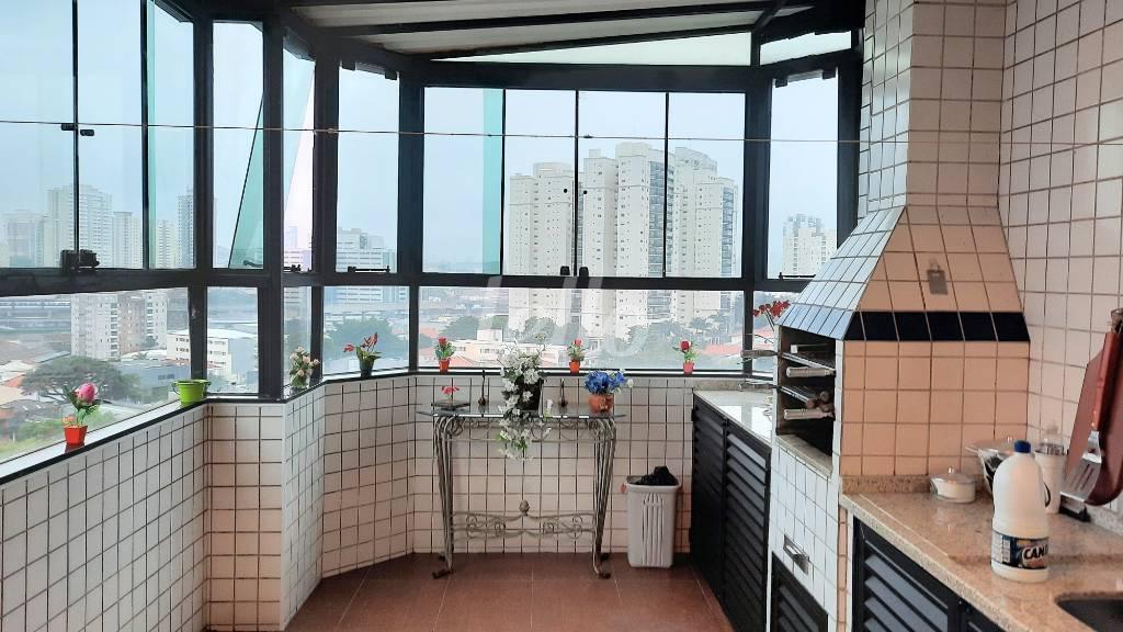 TERRAÇO GOURMET de Apartamento à venda, cobertura - Padrão com 150 m², 3 quartos e 2 vagas em Quinta da Paineira - São Paulo